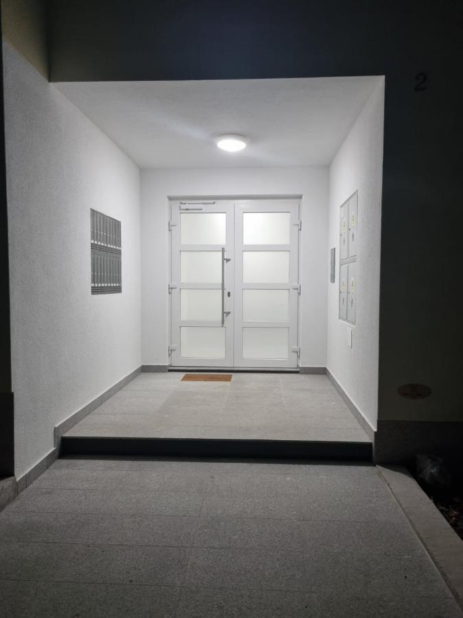 セニLucisアパートメント エクステリア 写真